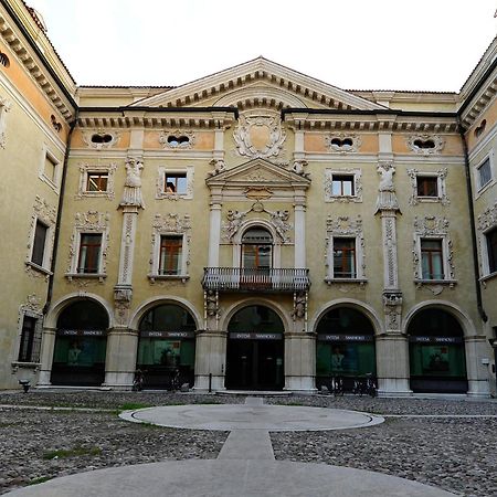 Casa Museo Palazzo Valenti Gonzaga Hotel Mântua Exterior foto