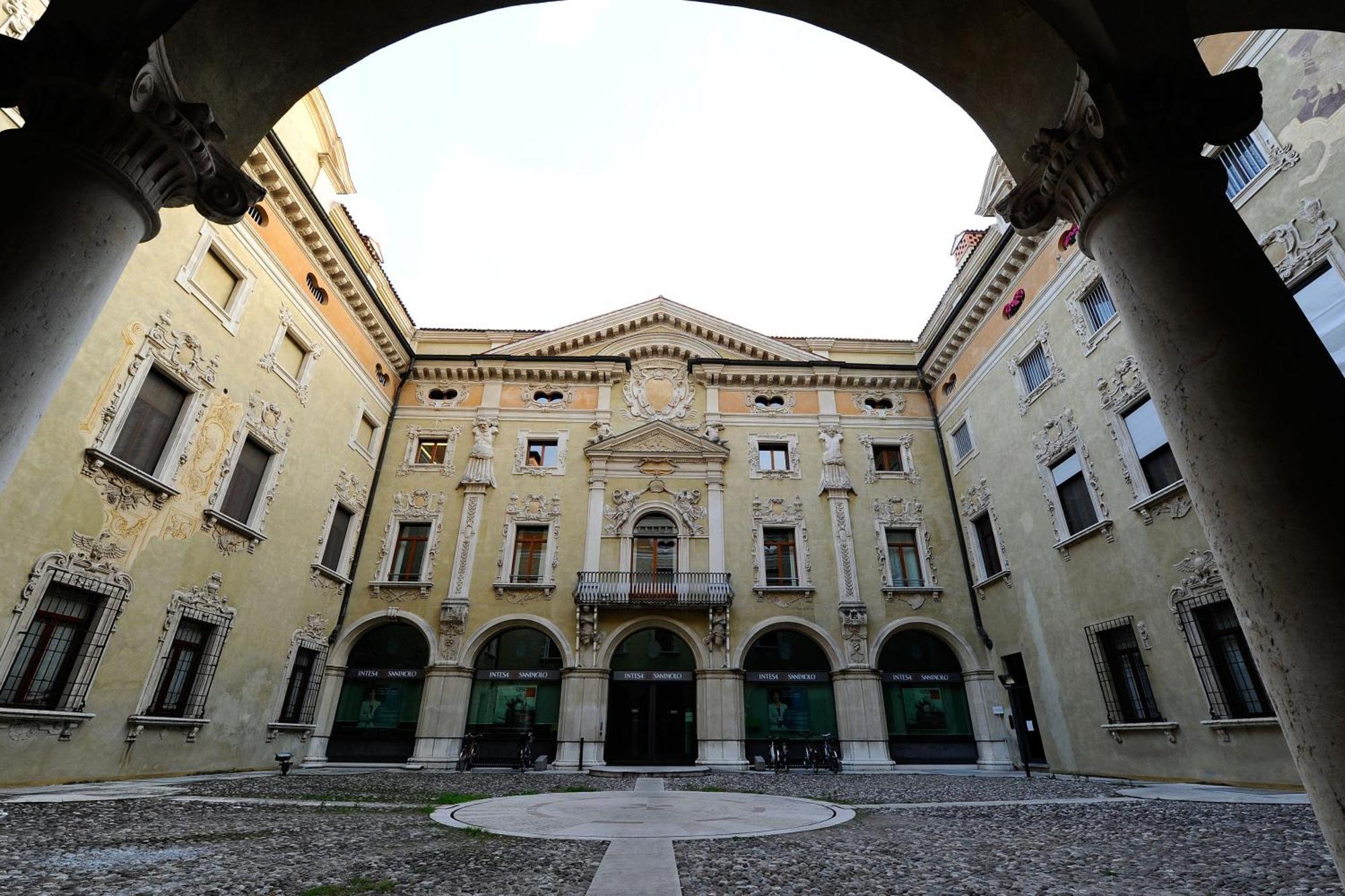 Casa Museo Palazzo Valenti Gonzaga Hotel Mântua Exterior foto